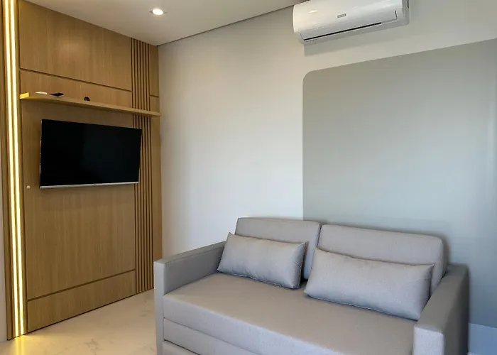 Apartamento Alto Padrao Em Bombinhas A 70 Metros Da Praia, Com Piscina Aquecida, Sala De Jogos, Academia E Espaco Kids!!